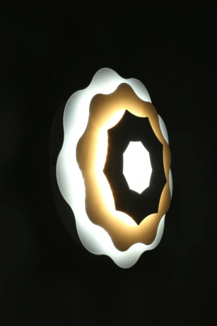 OML-07901-26 Настенный светильник Omnilux Varedo 