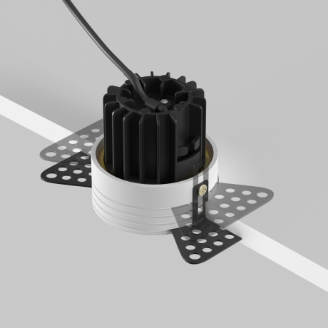 Встраиваемый светильник Maytoni Technical Round DL058-7W3K-TRS-BS 