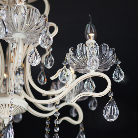 Подвесная люстра Eurosvet 12205/6 белый Strotskis 