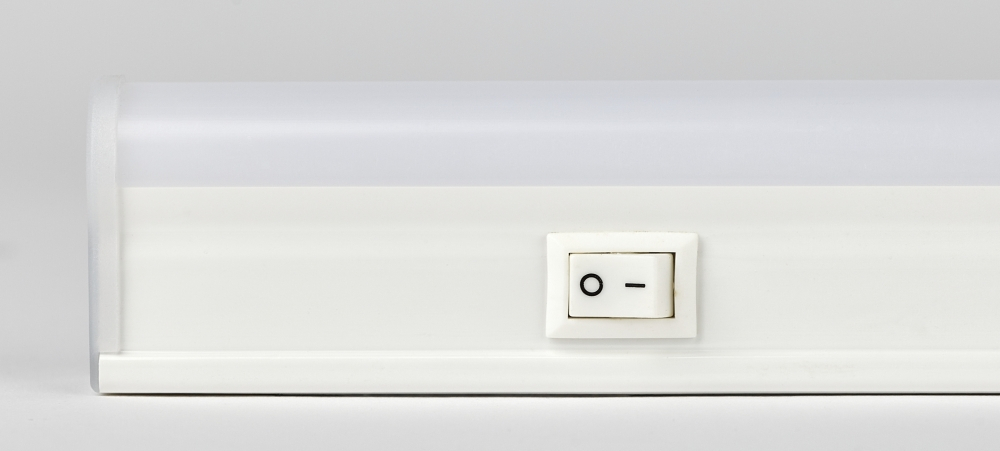 Мебельный светодиодный светильник ЭРА LLED-01-16W-4000-W Б0017428