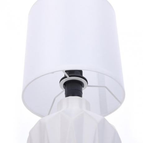 Настольная лампа декоративная Lumion Origamia 8226/1T 