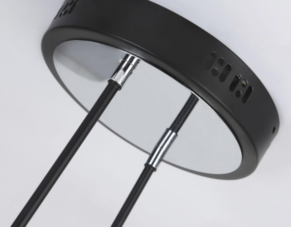 Потолочная люстра с пультом ДУ Ambrella light Line FL5155 