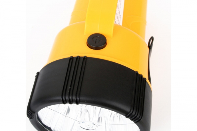 Ручной светодиодный прожекторный фонарь на аккумуляторе. Дистанция освещения - 30м. Camelion LED29314 (10471)