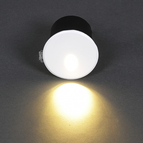 Нарушена упаковка! <729932> Подсветка лестниц Reluce 86607-9.0-001TL LED3W WT (1425659)