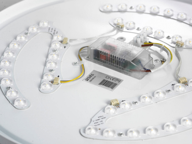 Люстра потолочная светодиодная с пультом ДУ Lussole Lgo Moonlight LSP-8310 