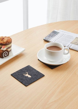 420179 Салфетка для сервировки декоративная (плейсмат) ANDASIBE, L100, B100, H3, полиэстер, серый, золотой Eglo 