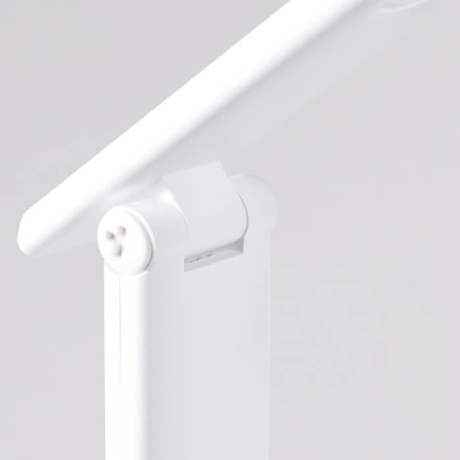 Светодиодная настольная лампа с RGB подсветкой Ambrella light Desk DE530 