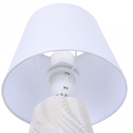 Настольная лампа декоративная Lumion Sinna 8212/1T 